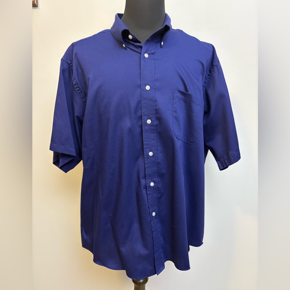 Short sleeve dress shirt in XXL 18.5-19